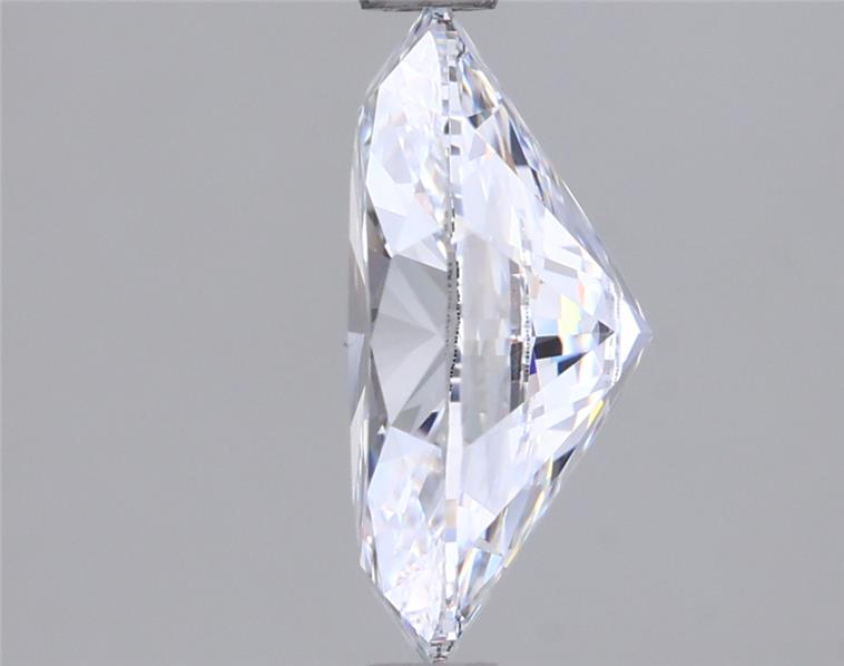1.55 Carat Oval Lab Diamond :: Greenstar spin frame 01