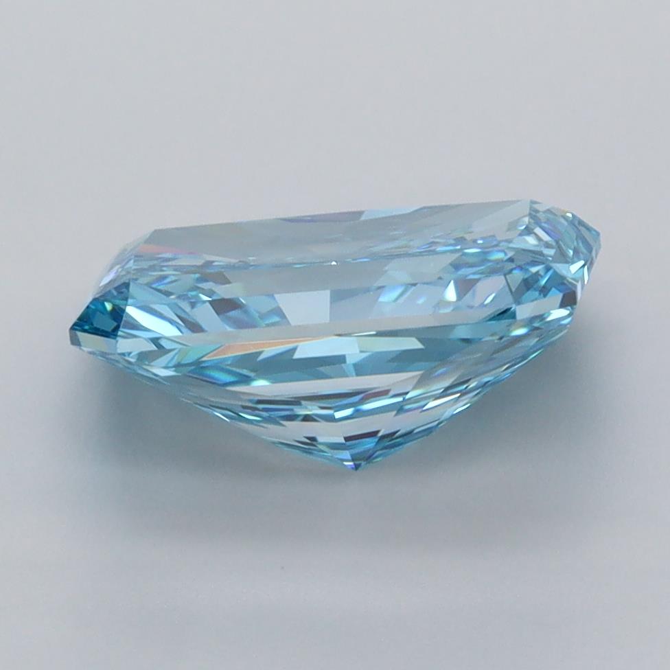 3.05 Carat Radiant Lab Diamond :: Greenstar spin frame 01