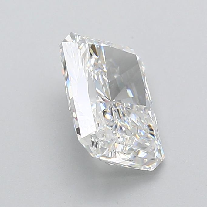 2.15 Carat Radiant Lab Diamond :: Greenstar spin frame 01