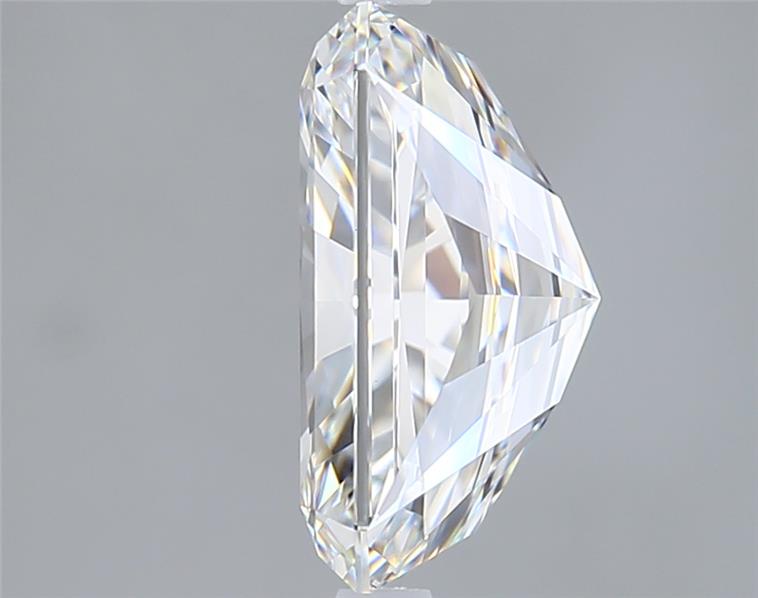 5.05 Carat Radiant Lab Diamond :: Greenstar spin frame 01