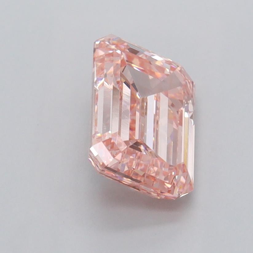1.52 Carat Emerald Lab Diamond :: Greenstar spin frame 01