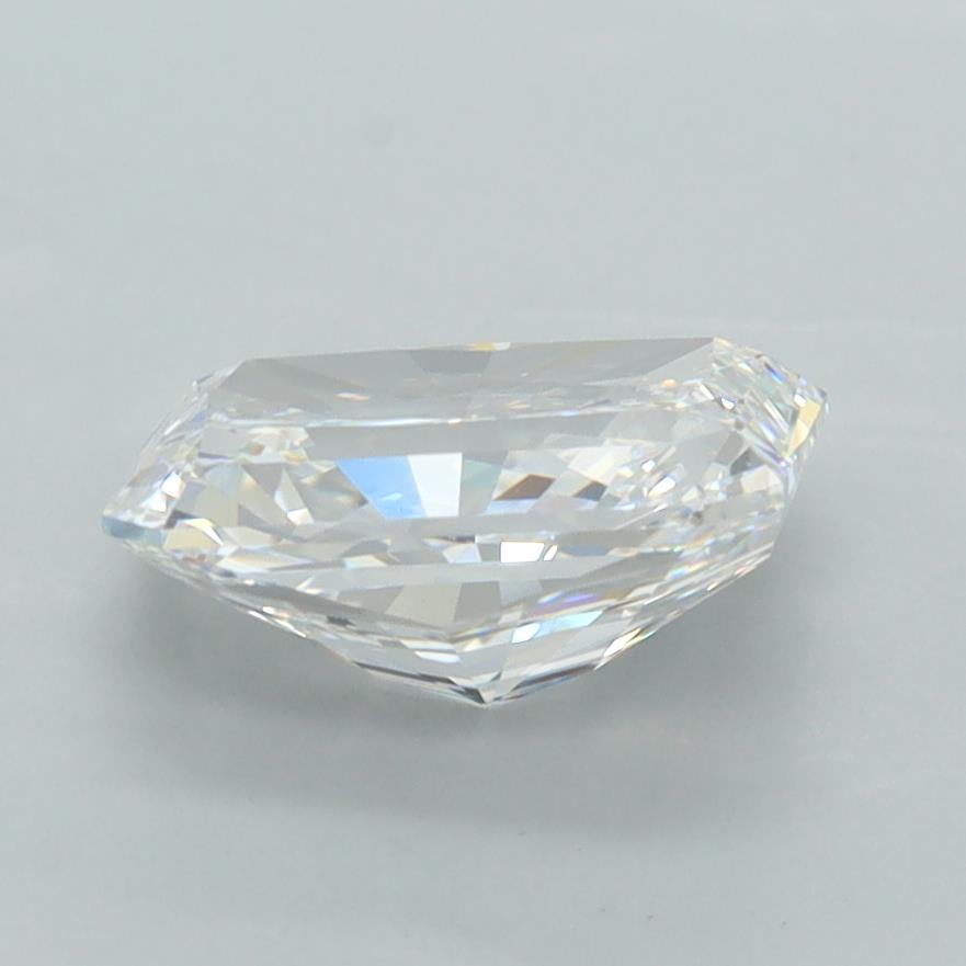 2.05 Carat Radiant Lab Diamond :: Greenstar spin frame 01