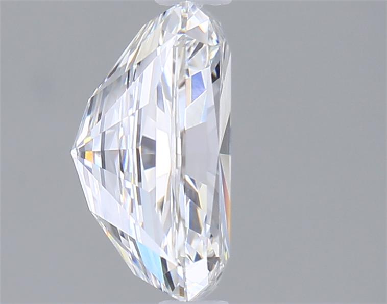 2.01 Carat Radiant Lab Diamond :: Greenstar spin frame 01