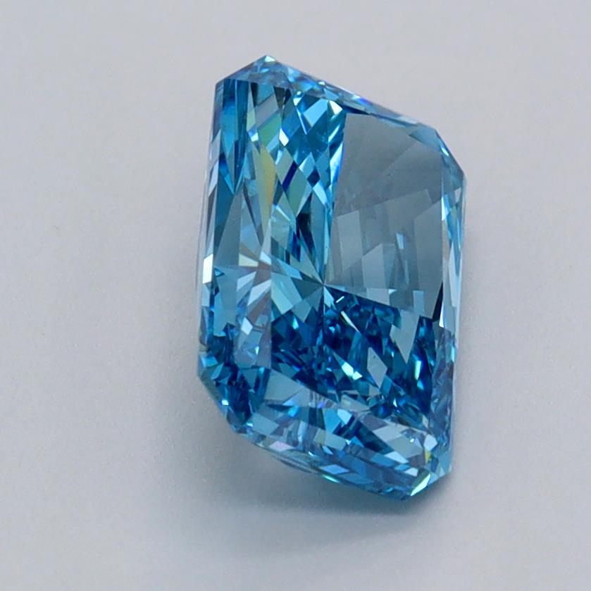 1.54 Carat Radiant Lab Diamond :: Greenstar spin frame 01