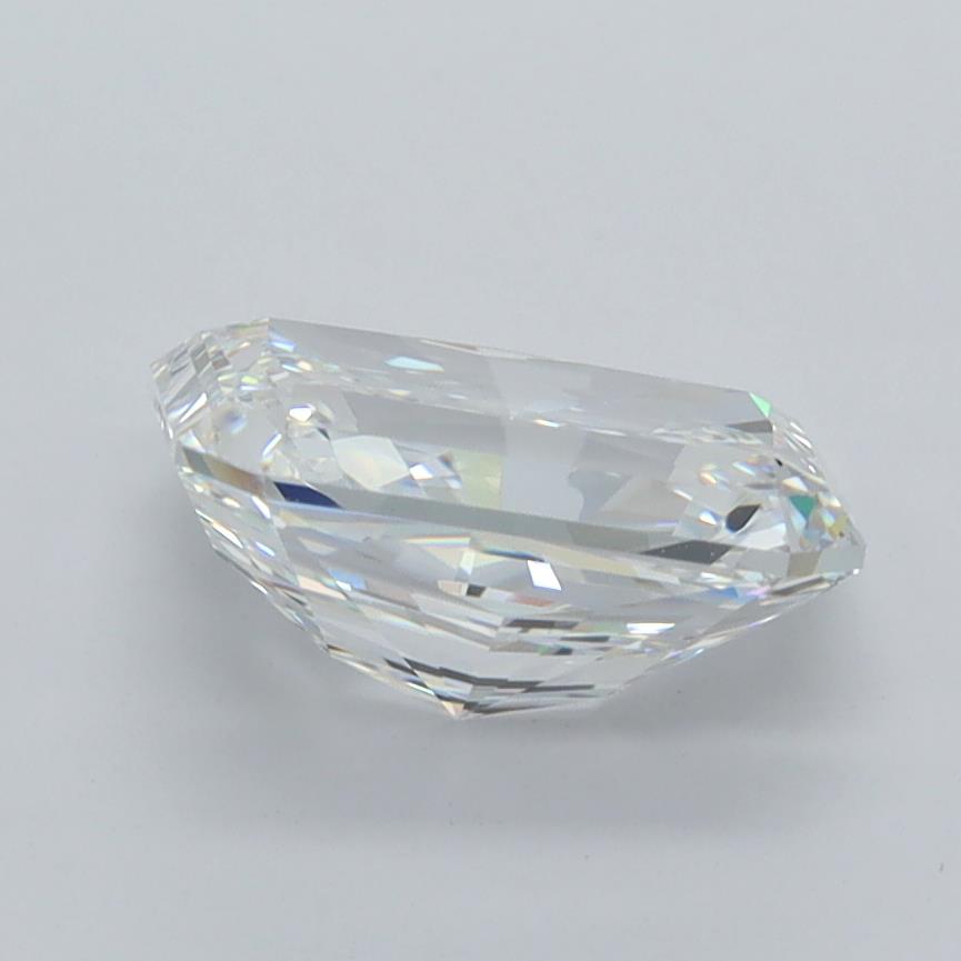 2.01 Carat Radiant Lab Diamond :: Greenstar spin frame 01
