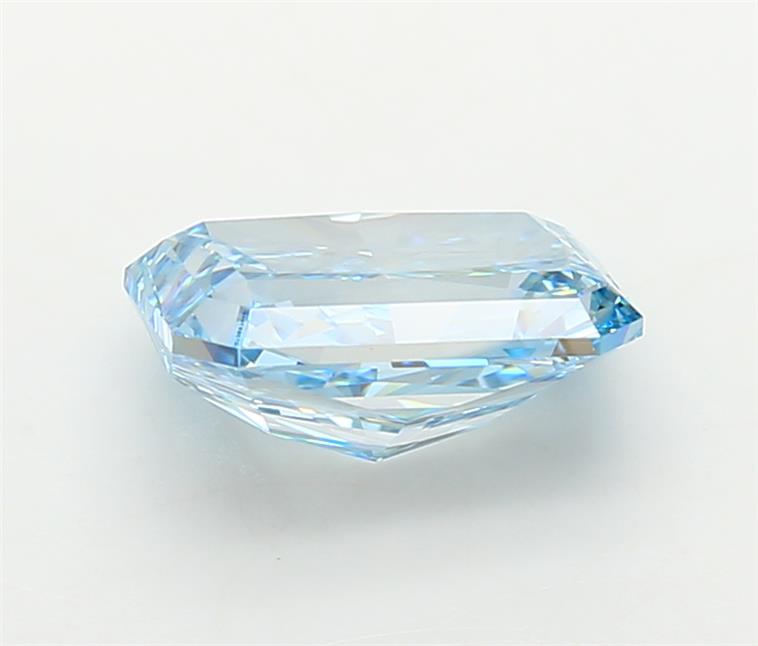 2.07 Carat Radiant Lab Diamond :: Greenstar spin frame 01