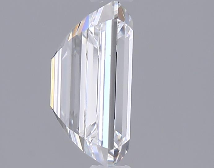 1.84 Carat Emerald Lab Diamond :: Greenstar spin frame 01
