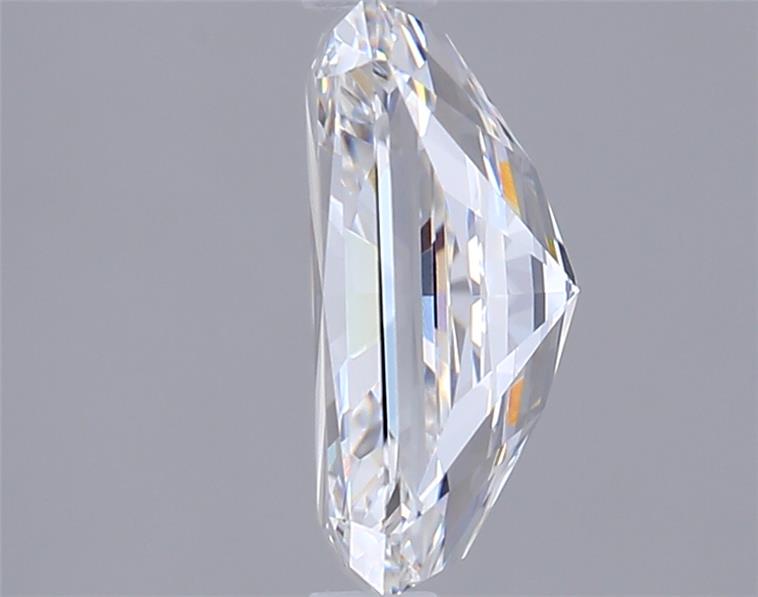 2.05 Carat Radiant Lab Diamond :: Greenstar spin frame 01
