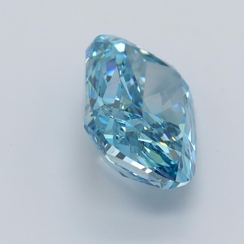 2.08 Carat Cushion Lab Diamond :: Greenstar spin frame 01