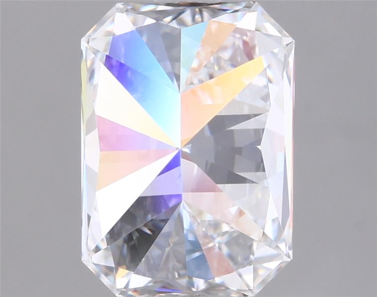2.00 Carat Radiant Lab Diamond :: Greenstar spin frame 01