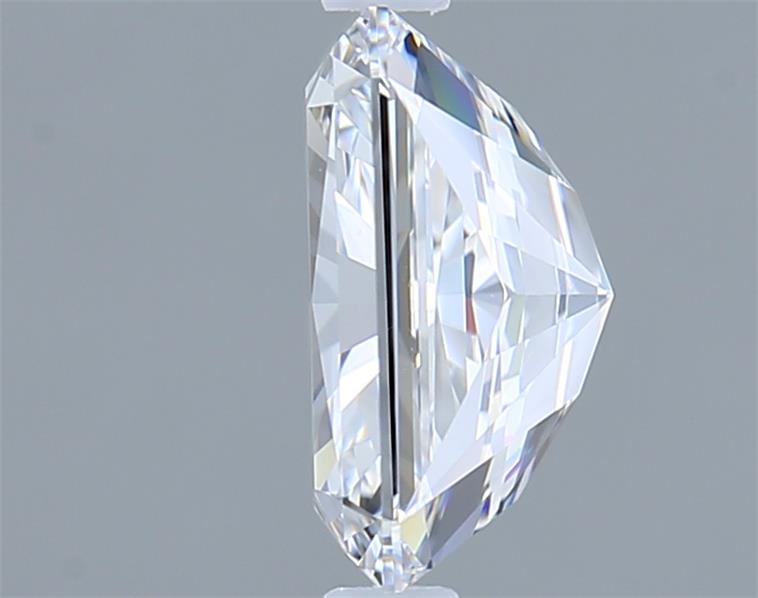 1.51 Carat Radiant Lab Diamond :: Greenstar spin frame 01