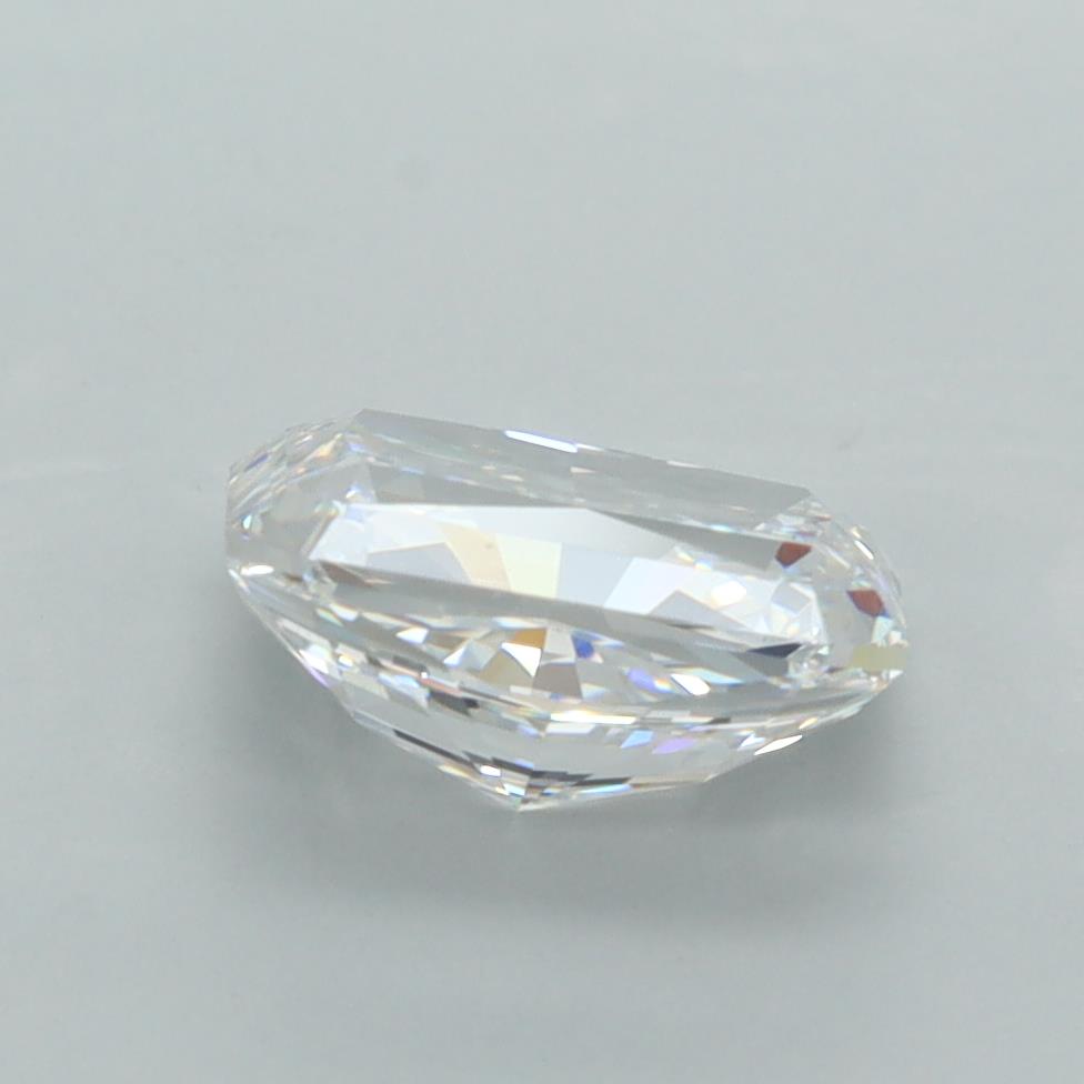 2.05 Carat Radiant Lab Diamond :: Greenstar spin frame 01
