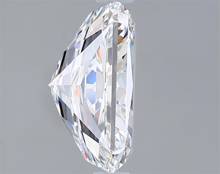 3.04 Carat Radiant Lab Diamond :: Greenstar spin frame 01