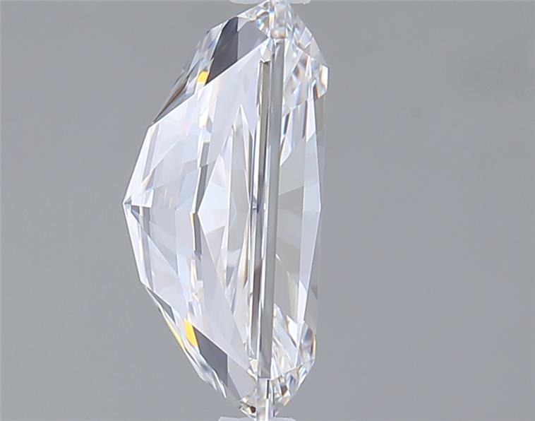 2.14 Carat Radiant Lab Diamond :: Greenstar spin frame 01