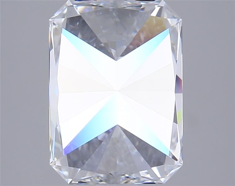 2.04 Carat Radiant Lab Diamond :: Greenstar spin frame 01