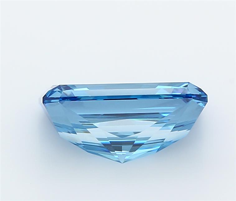 3.00 Carat Radiant Lab Diamond :: Greenstar spin frame 01