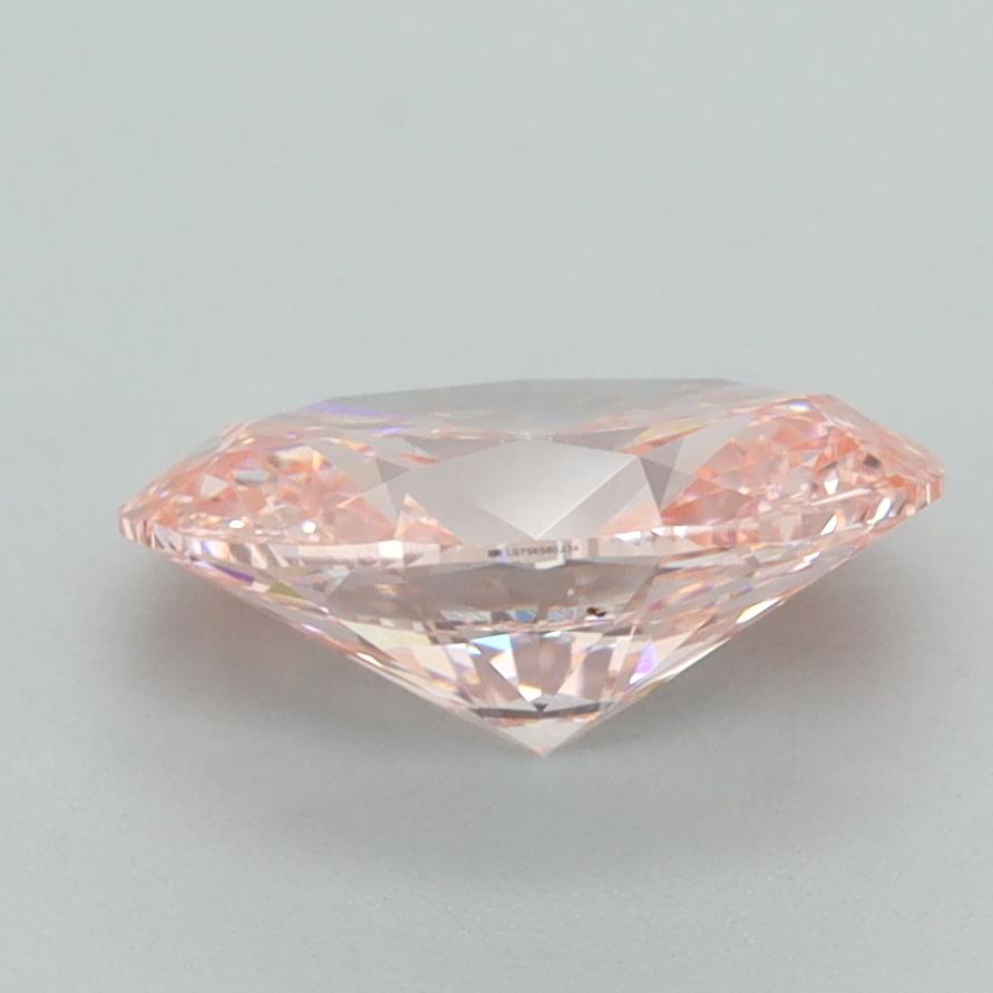 2.03 Carat Oval Lab Diamond :: Greenstar spin frame 01