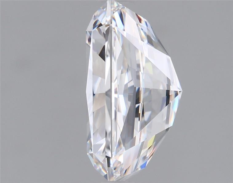 2.50 Carat Radiant Lab Diamond :: Greenstar spin frame 01