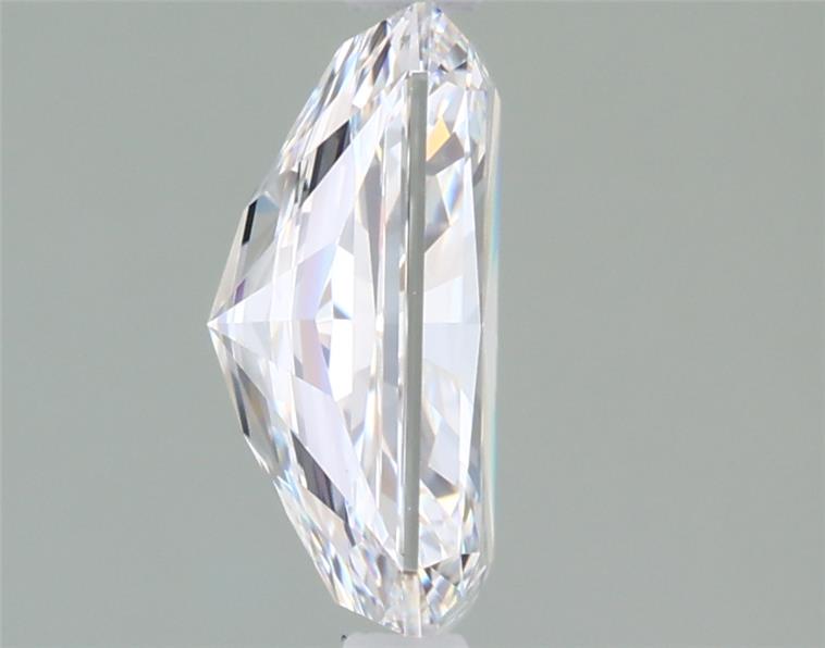 2.02 Carat Radiant Lab Diamond :: Greenstar spin frame 01