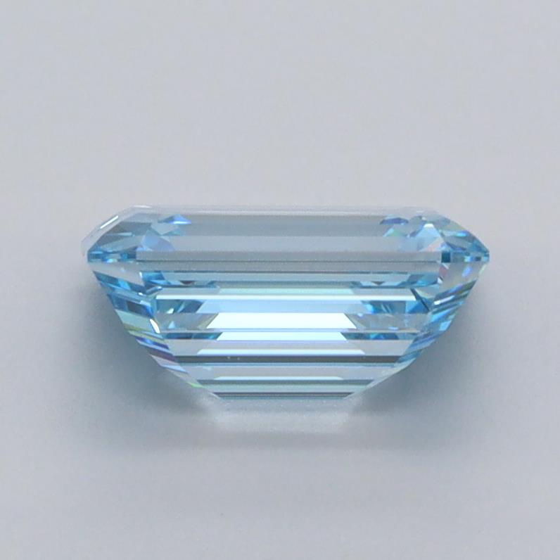 1.50 Carat Emerald Lab Diamond :: Greenstar spin frame 01