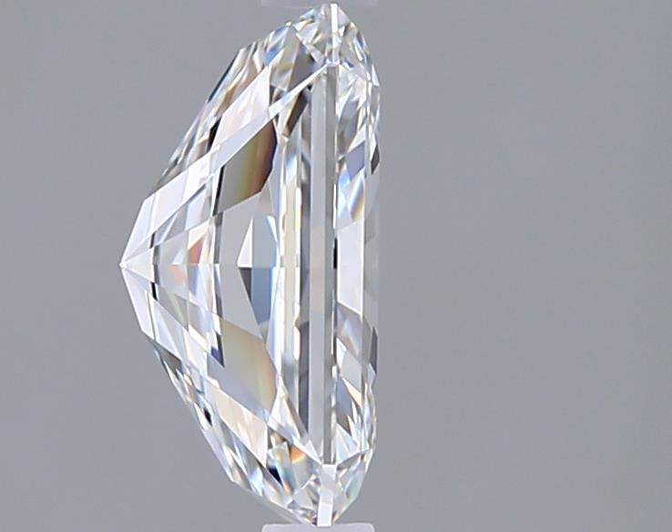 2.59 Carat Radiant Lab Diamond :: Greenstar spin frame 01