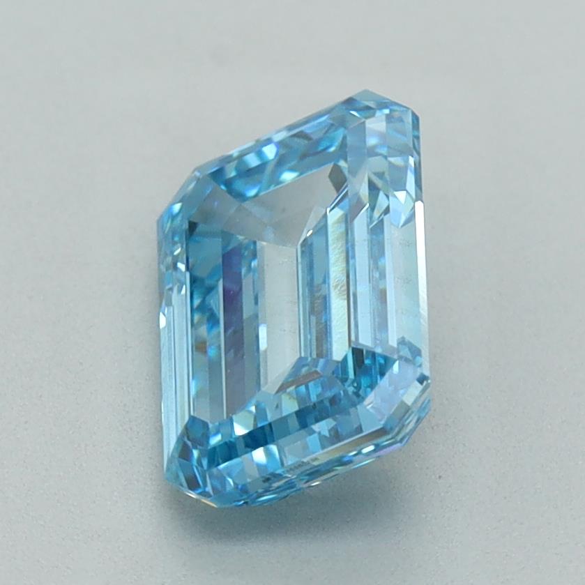 2.06 Carat Emerald Lab Diamond :: Greenstar spin frame 01
