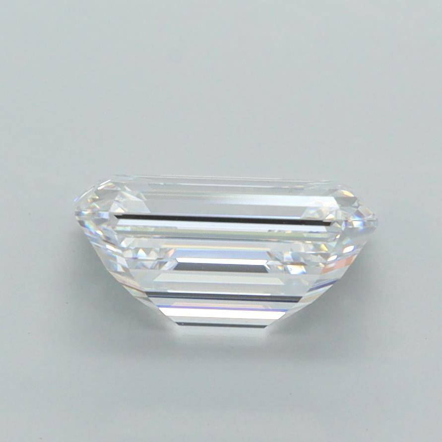 1.94 Carat Emerald Lab Diamond :: Greenstar spin frame 02