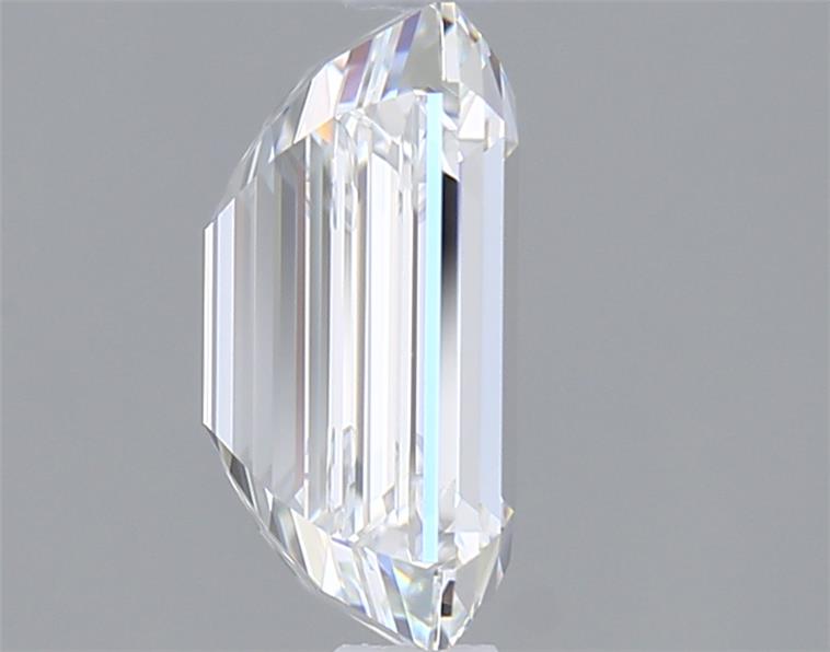 2.03 Carat Emerald Lab Diamond :: Greenstar spin frame 02