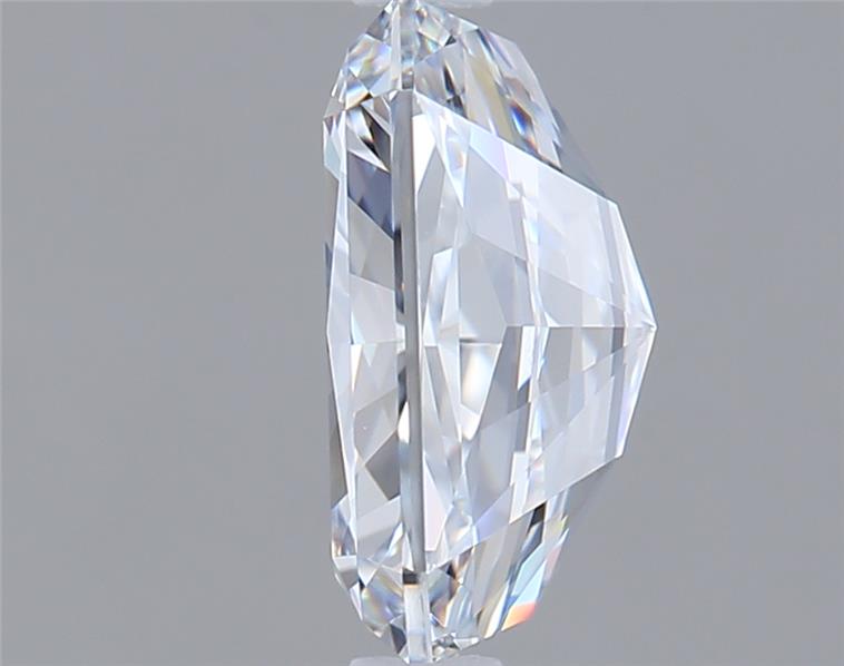 2.01 Carat Radiant Lab Diamond :: Greenstar spin frame 02