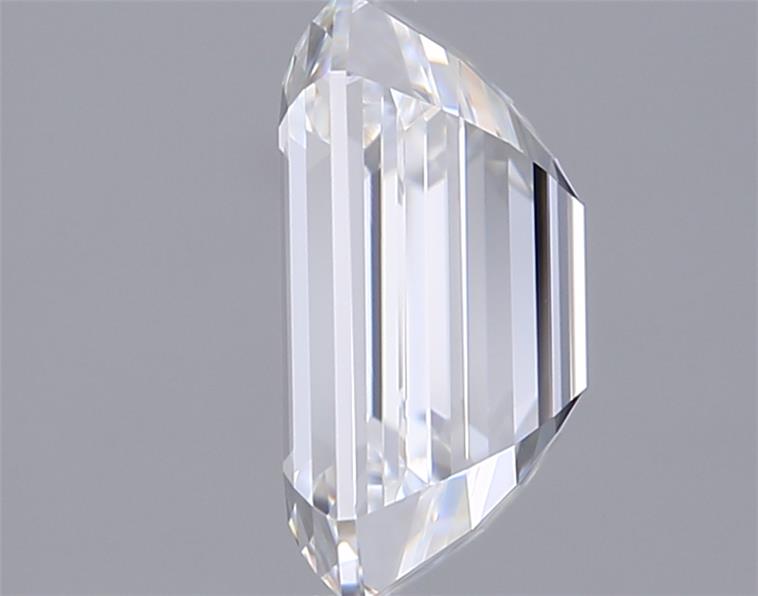 1.56 Carat Emerald Lab Diamond :: Greenstar spin frame 02