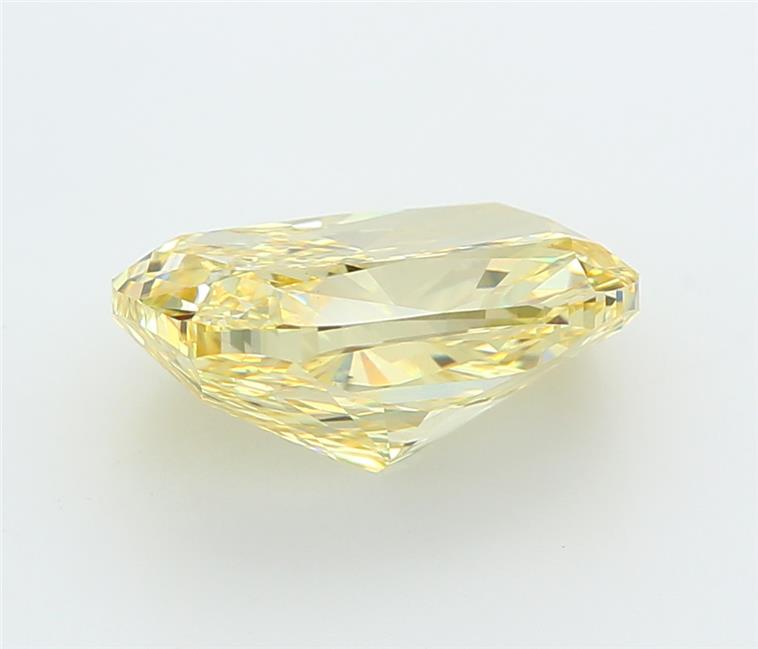 5.02 Carat Cushion Lab Diamond :: Greenstar spin frame 02