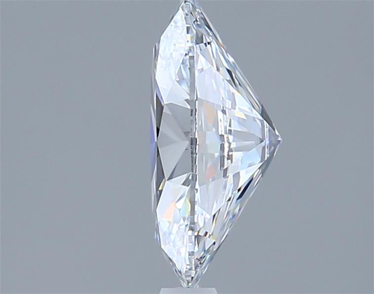 2.03 Carat Oval Lab Diamond :: Greenstar spin frame 02