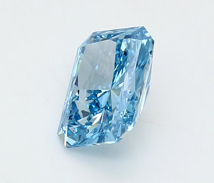 1.58 Carat Radiant Lab Diamond :: Greenstar spin frame 02