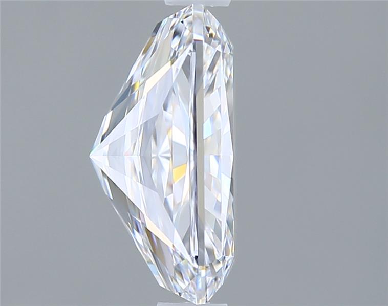 2.04 Carat Radiant Lab Diamond :: Greenstar spin frame 02