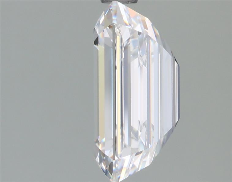 2.69 Carat Emerald Lab Diamond :: Greenstar spin frame 02