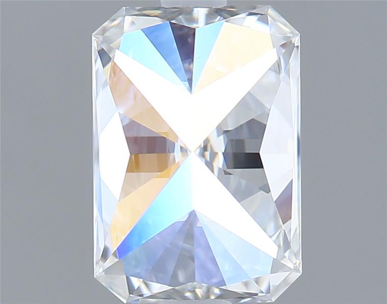 1.76 Carat Radiant Lab Diamond :: Greenstar spin frame 02