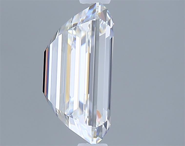 2.35 Carat Emerald Lab Diamond :: Greenstar spin frame 02