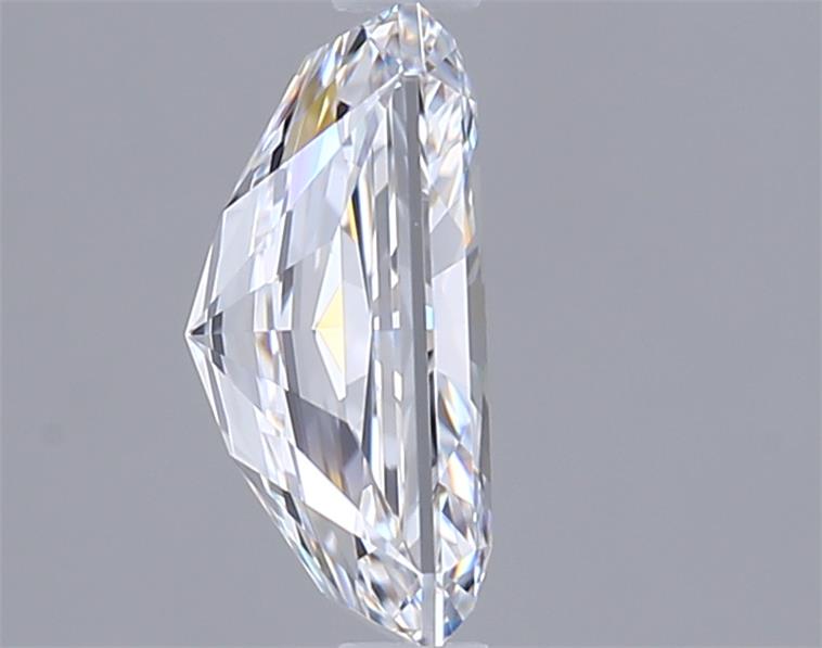 2.00 Carat Radiant Lab Diamond :: Greenstar spin frame 02