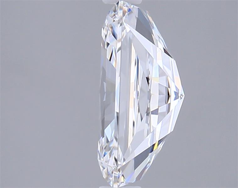 2.00 Carat Radiant Lab Diamond :: Greenstar spin frame 02