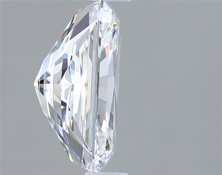 1.59 Carat Radiant Lab Diamond :: Greenstar spin frame 02