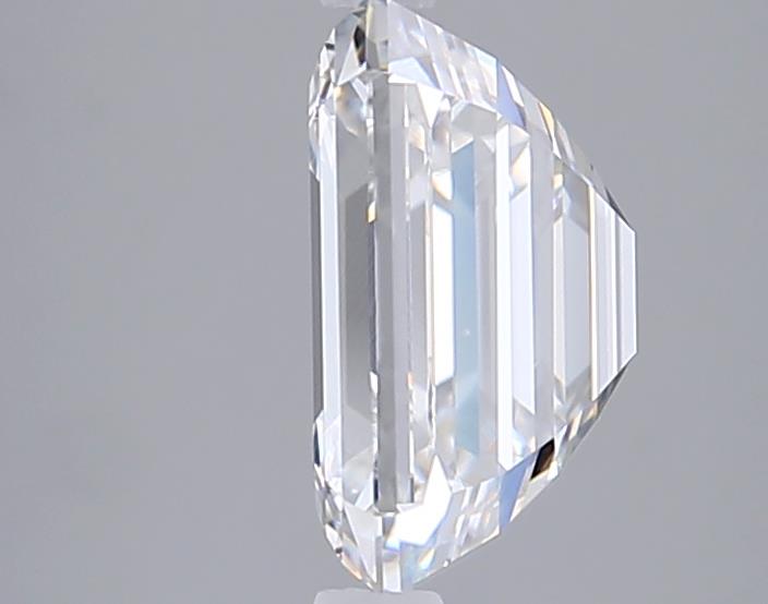 4.38 Carat Emerald Lab Diamond :: Greenstar spin frame 02