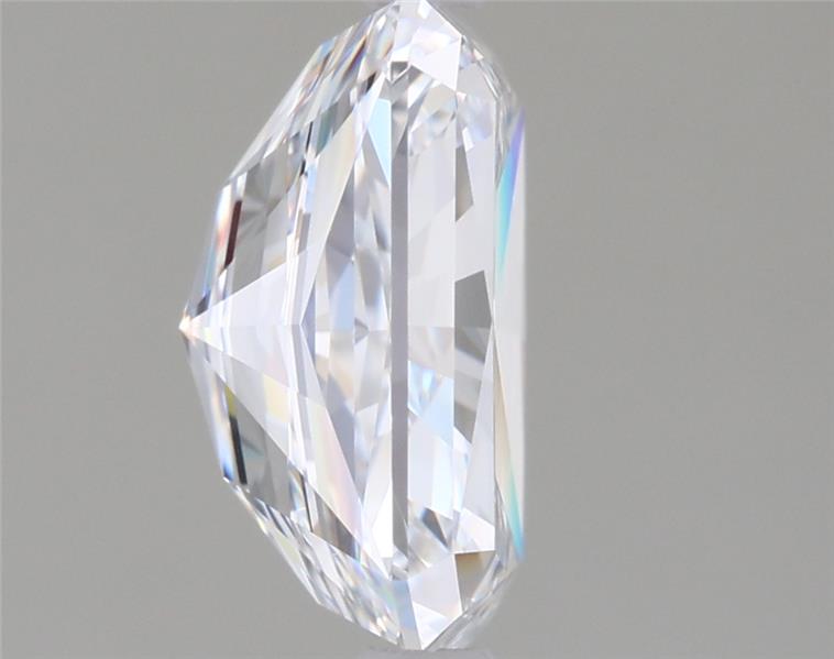 2.06 Carat Radiant Lab Diamond :: Greenstar spin frame 02