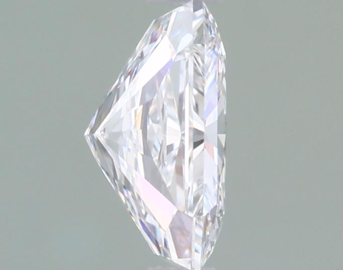 0.93 Carat Radiant Lab Diamond :: Greenstar spin frame 02