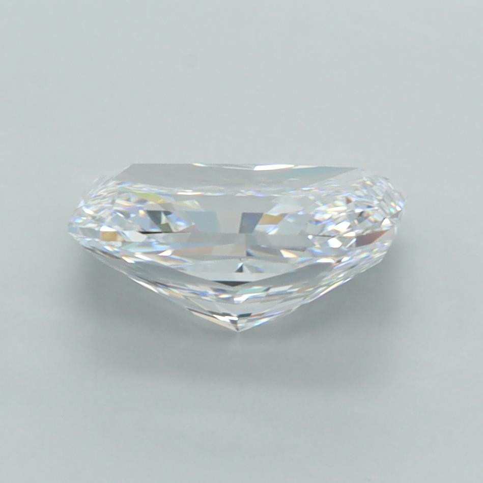 2.08 Carat Radiant Lab Diamond :: Greenstar spin frame 02
