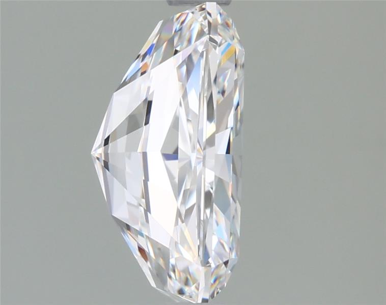 2.52 Carat Radiant Lab Diamond :: Greenstar spin frame 02