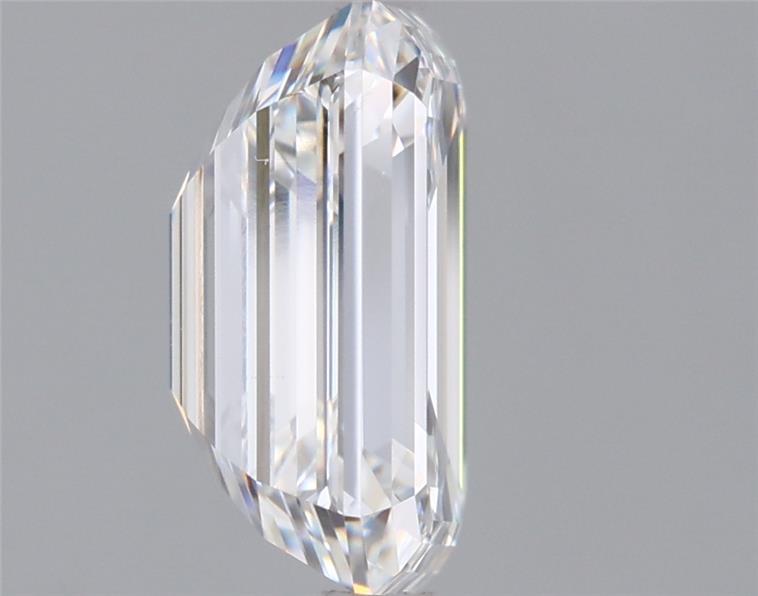 2.59 Carat Emerald Lab Diamond :: Greenstar spin frame 02
