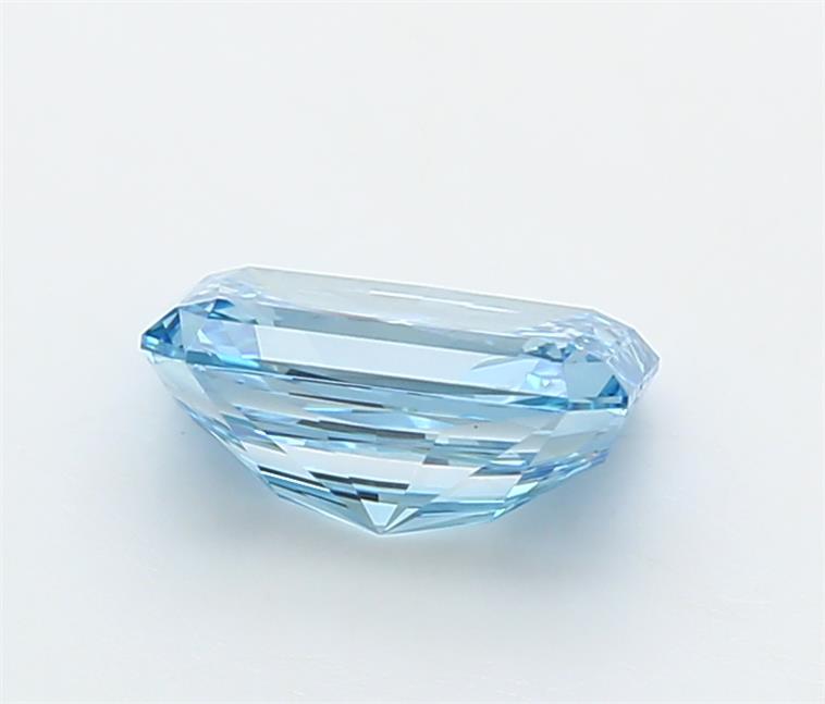 2.02 Carat Radiant Lab Diamond :: Greenstar spin frame 02