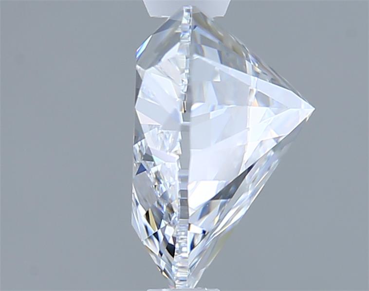 2.04 Carat Heart Lab Diamond :: Greenstar spin frame 02