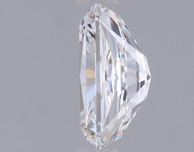 1.03 Carat Radiant Lab Diamond :: Greenstar spin frame 02