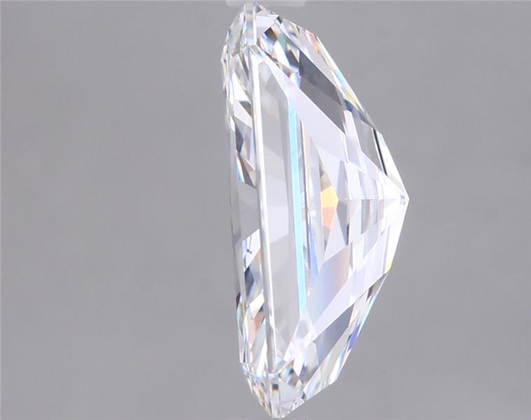 2.51 Carat Radiant Lab Diamond :: Greenstar spin frame 02